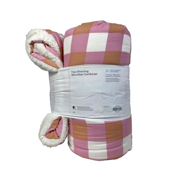 Room Essentials Faux Shearling Reversible Comforter Twin/XL Pink Plaid 66 x 94" - Picture 6 of 12